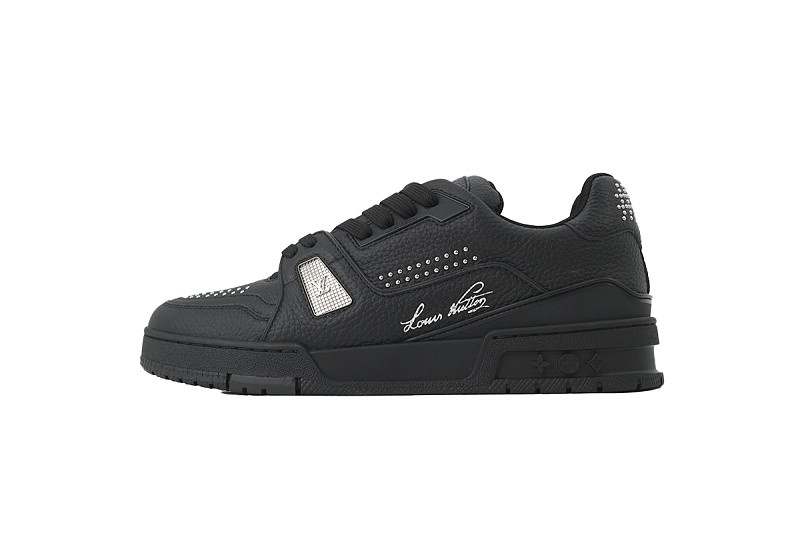 Louis Vuitton Trainer Sneaker(NFC Chip Edition)Black Calf Leather