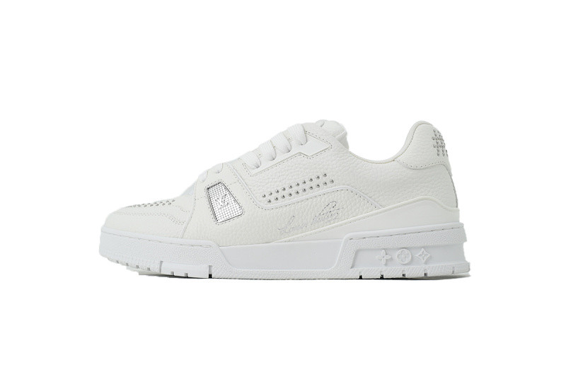 Louis Vuitton Trainer Sneaker(NFC Chip Edition)White Rivets