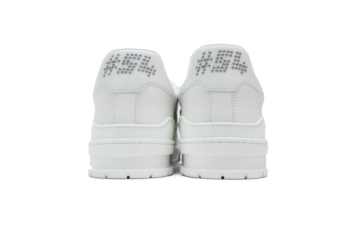 Louis Vuitton Trainer White Rivets