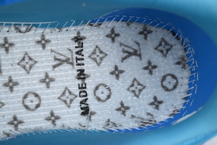 Louis Vuitton Trainer Purple Blue Diamond