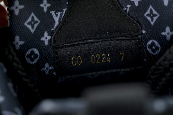 Lou1s Vuitt0n Skate Sneaker All Black