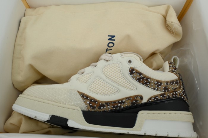 Lou1s Vuitt0n Skate White Coffee Diamond