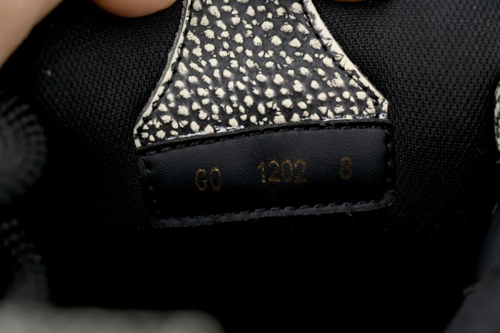 Lou1s Vuitt0n Skate Sneaker New Black Woolen Fabric