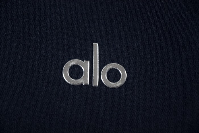 AL0 Accolade Crew Neck Pullover