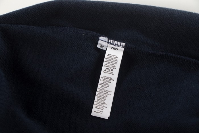 AL0 Accolade Crew Neck Pullover