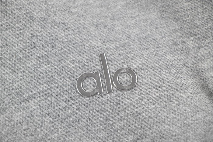 AL0 Accolade Crew Neck Pullover