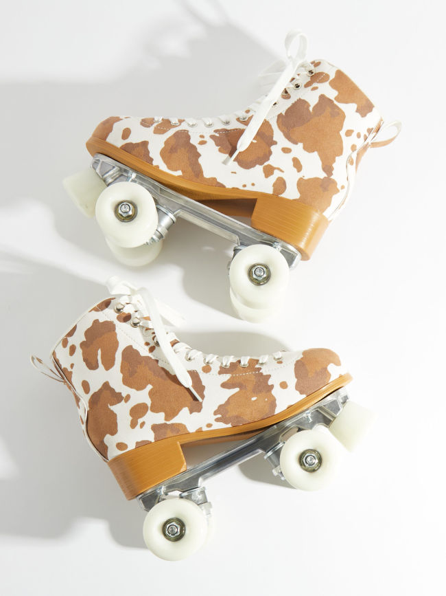 Dakota Retro Cow Skates