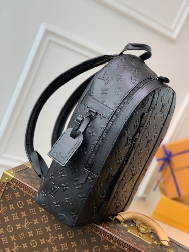 Armand backpack M57959 尺寸：31 /42 /15cm