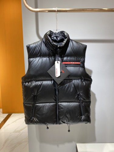 P*rad0 The latest down jacket vest