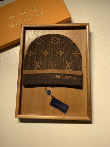 L*V Wool single cap