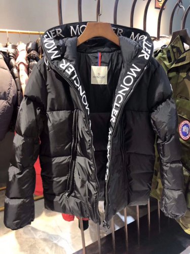 M*oncler Down jacket