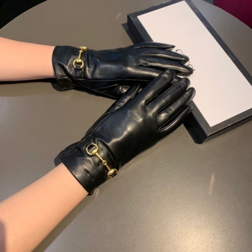 2021 Gucci Gloves