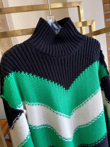 B*V Black, white and green color blocking sweater