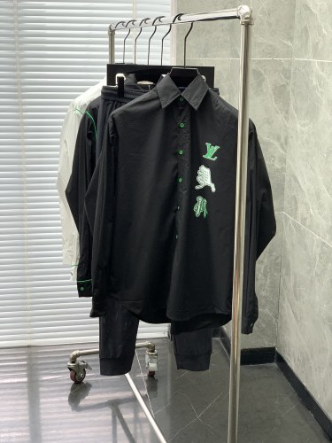 Louis*Vuitton   Spring/summer 2022 Latest casual fashion lapel shirt