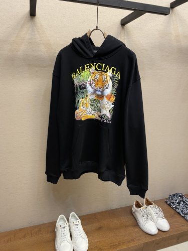 B*alenchaga, new early spring 2022 🐯 tiger letter-print hoodie