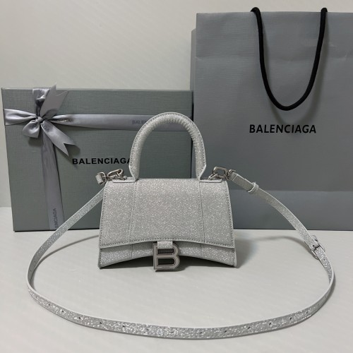 B*alenciα   hourglass package