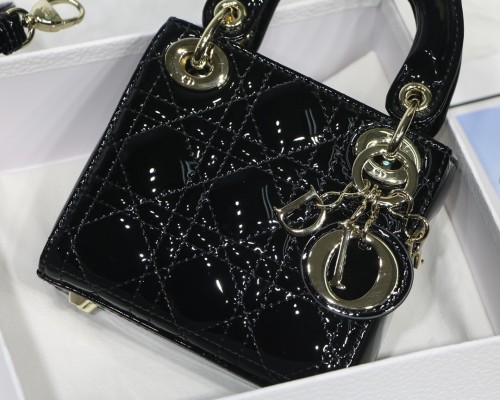 D*R  M6007  Super mini patent leather handbag