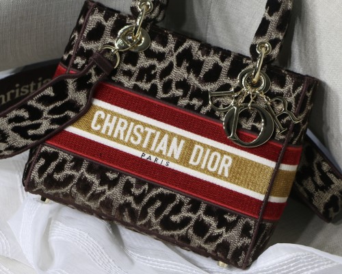 D*R  M8002  Leopard print handbag series
