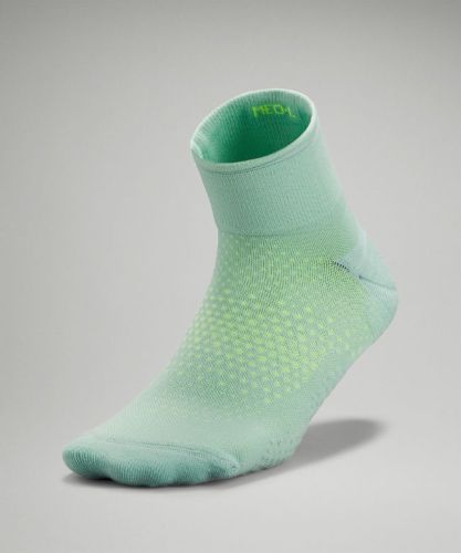 MacroPillow Ankle Running Sock Medium Cushioning