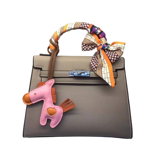 Designer Handbags2024 Epsom Vegan Leather Tote Shoulder Bag With a Horse Keychain a Silk Sarf