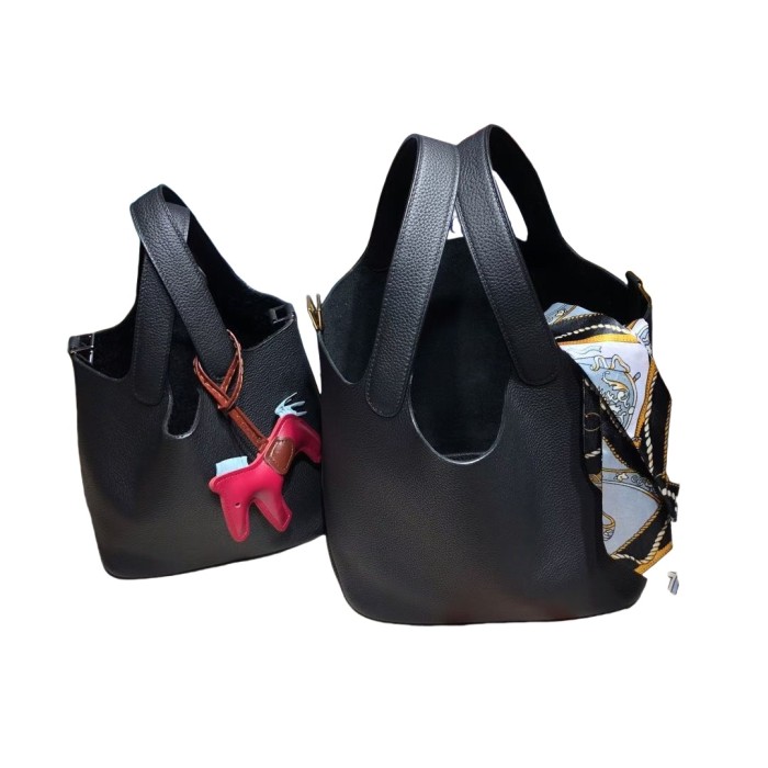 Genuine Togo Calfskin Leather Bucket Bag Designer Picotin Tote Bag with A Leather Horse Keychain 1 Sillk Scarf