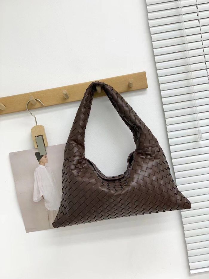 Woven Genuine Cowhile Leather Small Hop Bag