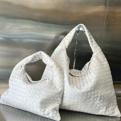 Genuine Lambskin Leather Hop Bag Woven Hobo Bag