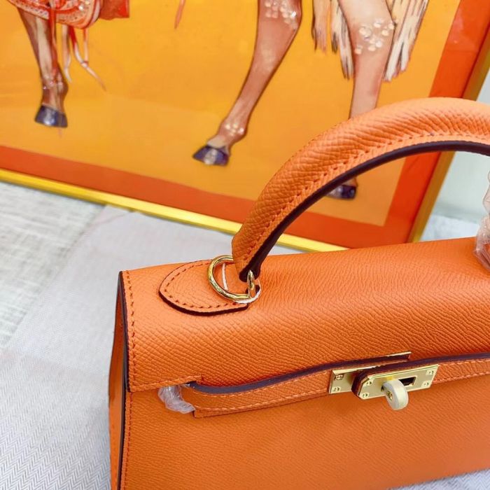 Genuine Epsom Leather Designer Kelly Bag 19cm 22cm 25cm 28cm with a Leather Horse Keychain
