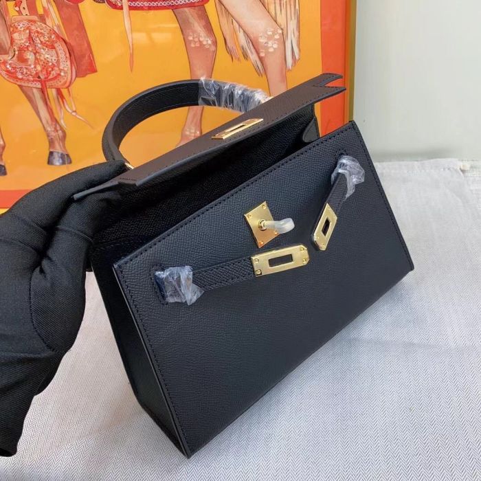Genuine Epsom Leather Designer Kelly Bag 19cm 22cm 25cm 28cm with a Leather Horse Keychain