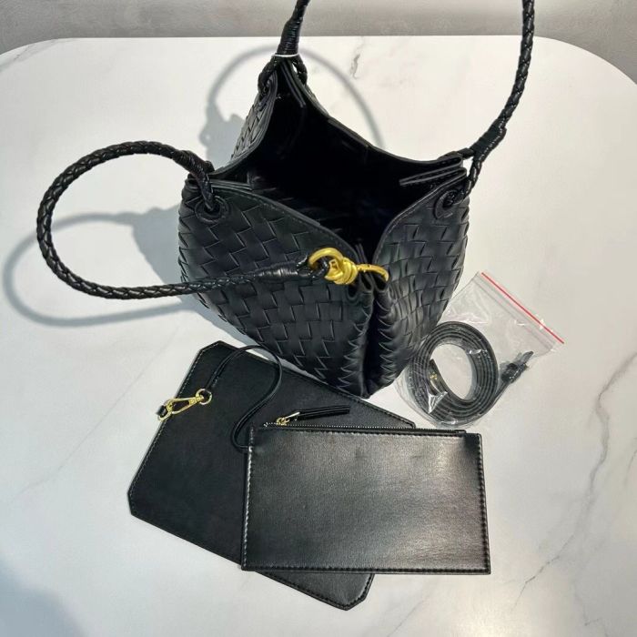 Genuine Cowhile Leather Women Shouldr Bag