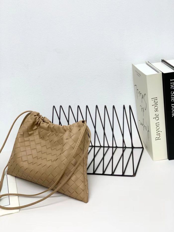 Woven Cowhile Leather Dustbag