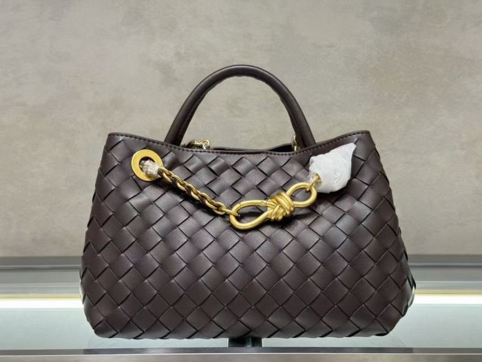 Woven Cowhile Leather Chain Shoulder Bag