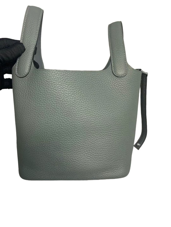 Genuine Togo Calfskin Leather Bucket Bag Designer Picotin Tote Bag with A Leather Horse Keychain 1 Sillk Scarf
