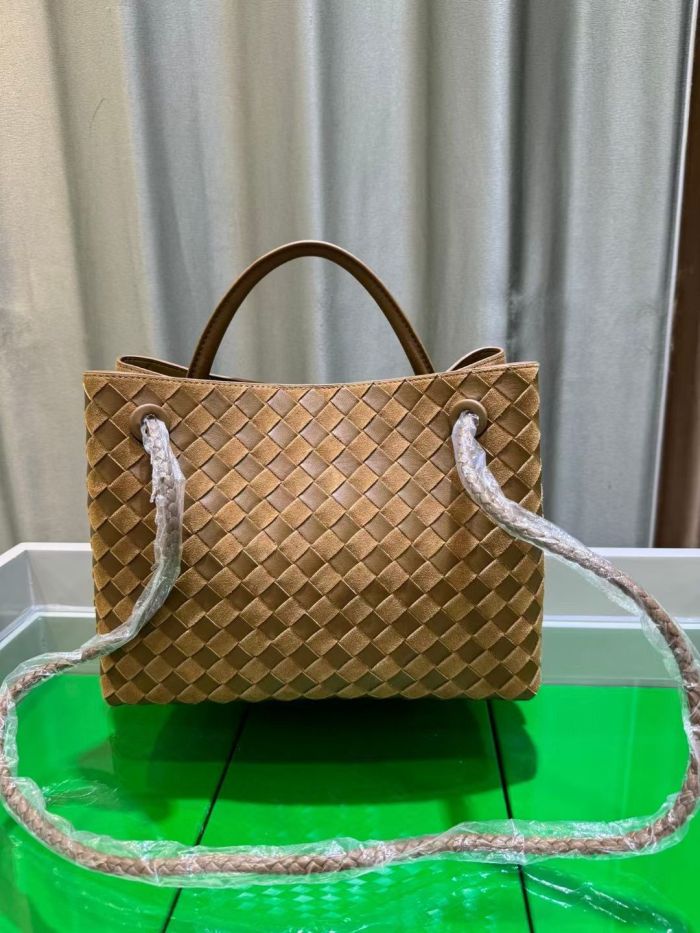 New Genuine Leather Woven Bag with A Long Purse with Handle