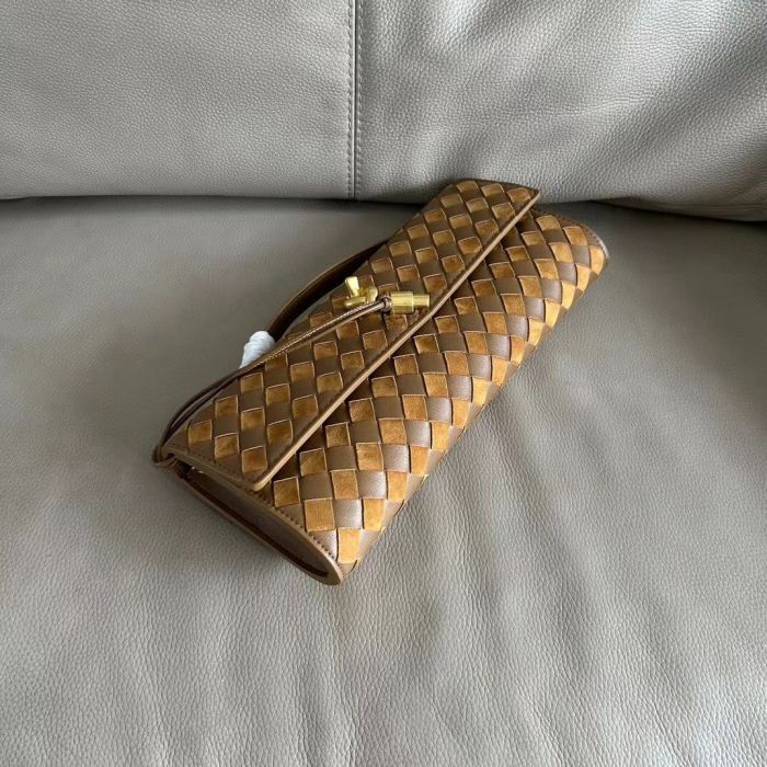 New Genuine Leather Woven Bag with A Long Purse with Handle