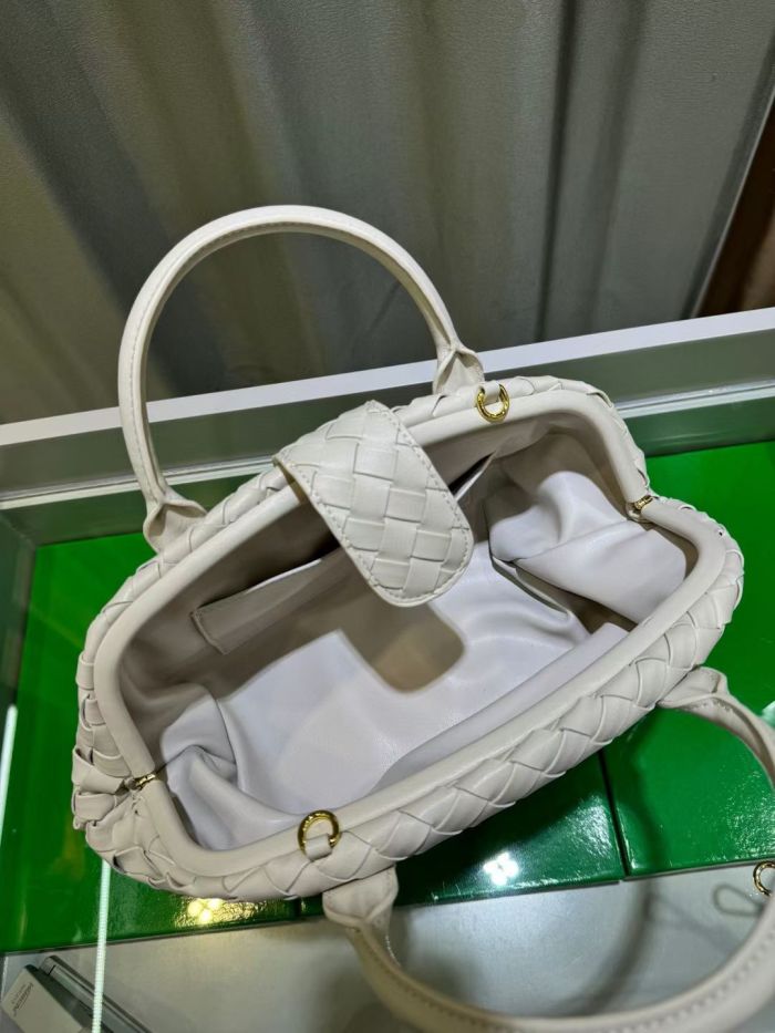 Genuine Cowhile Leather Woven Bag Designer Bowling Bag
