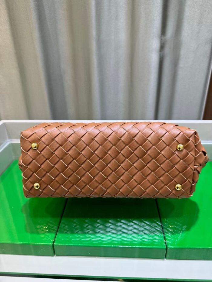 Genuine Cowhile Leather Woven Bag Designer Bowling Bag