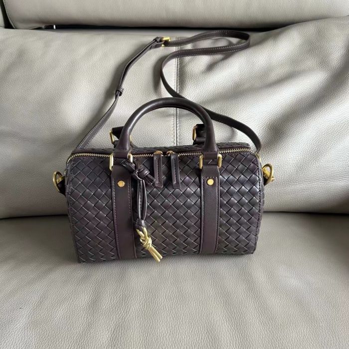 New Leather Woven Pillow Bag