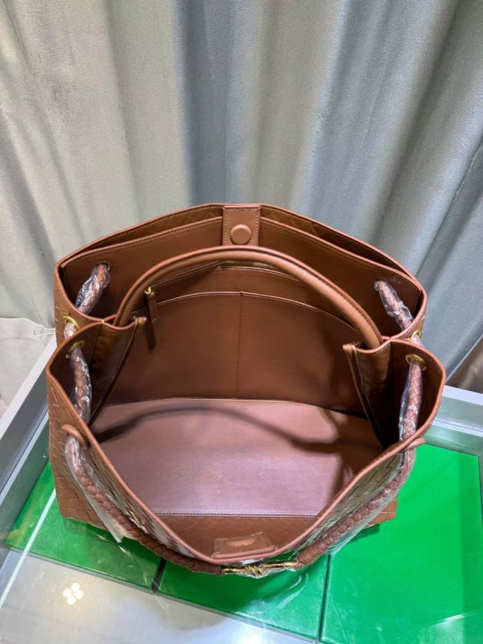 Medium Size Leather Andiamo Bag Designer Bag