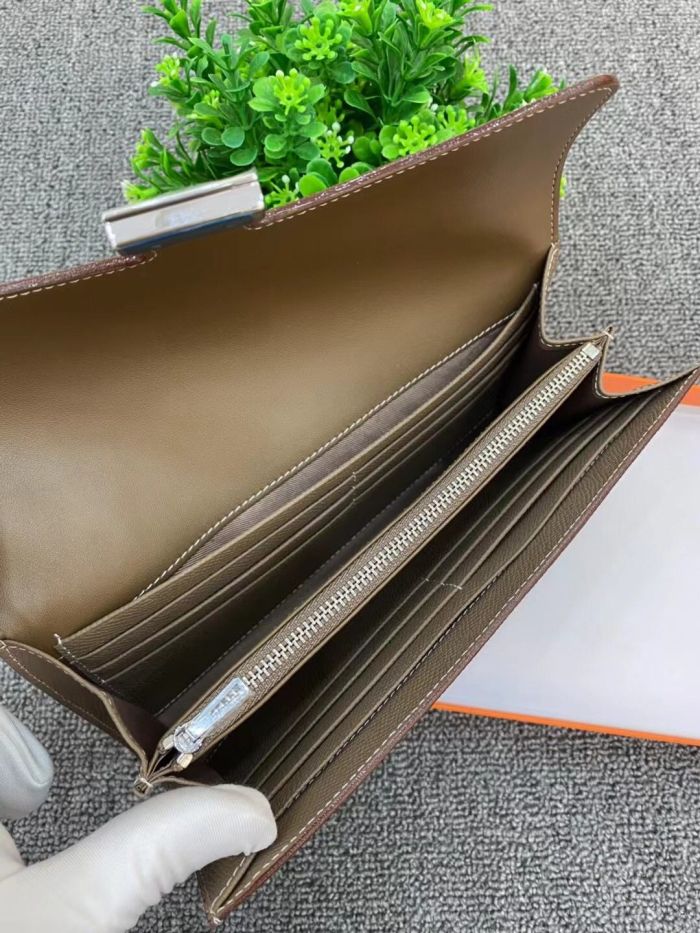 Epsom Leather H Bucket Wallet