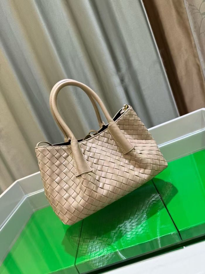 2025 Genuine Cowhile Leather Small Woven Tote Shoulder Bag
