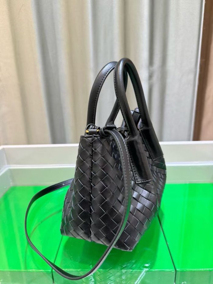 2025 Genuine Cowhile Leather Small Woven Tote Shoulder Bag