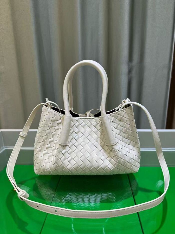 2025 Genuine Cowhile Leather Small Woven Tote Shoulder Bag