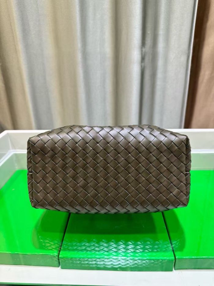 2025 Genuine Cowhile Leather Small Woven Tote Shoulder Bag