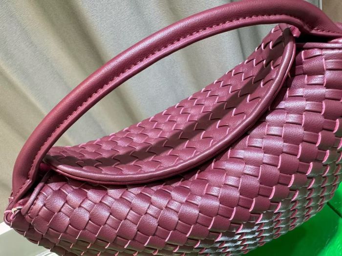 Genuine Leather Woven Bag 25x14x8cm