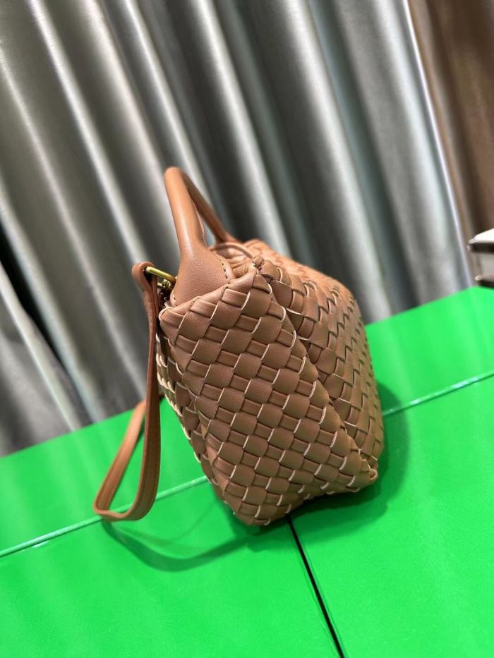Genuine Leather Woven Bag 25x14x8cm