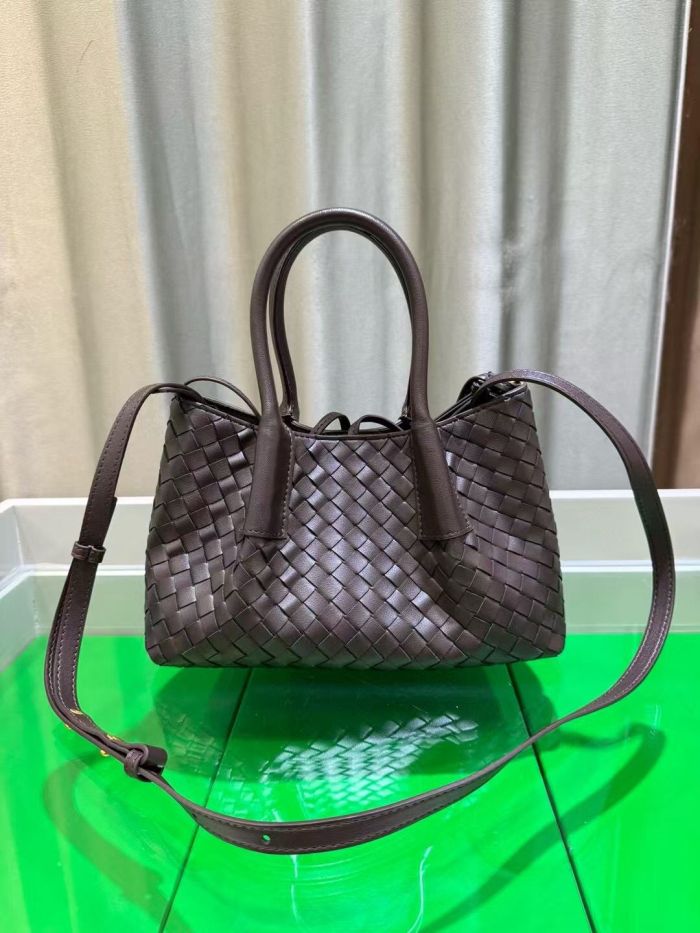 2025 Genuine Cowhile Leather Small Woven Tote Shoulder Bag