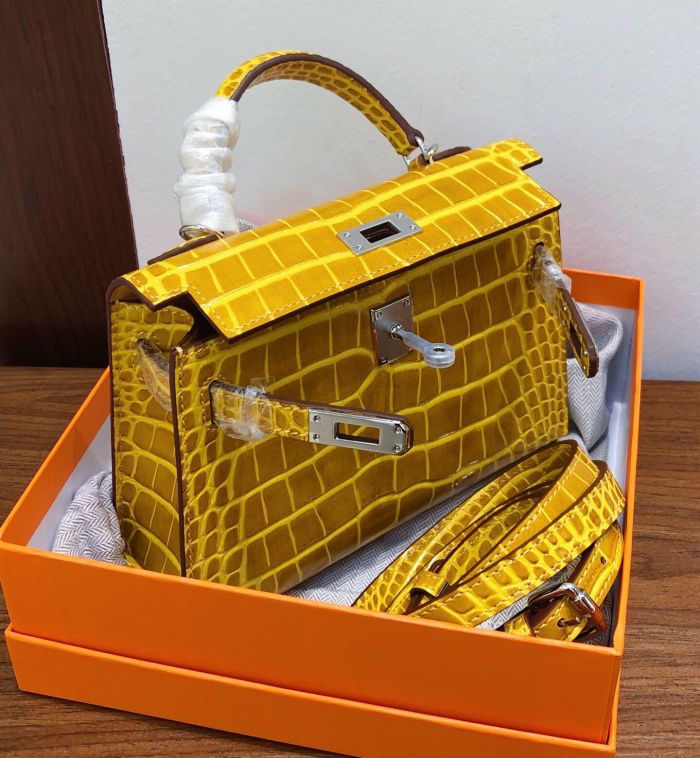 Croco Grain Tote Shoulder Bag 19cm 22cm
