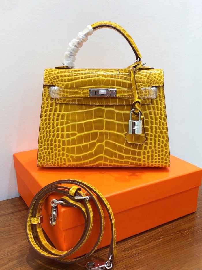 Croco Grain Tote Shoulder Bag 19cm 22cm