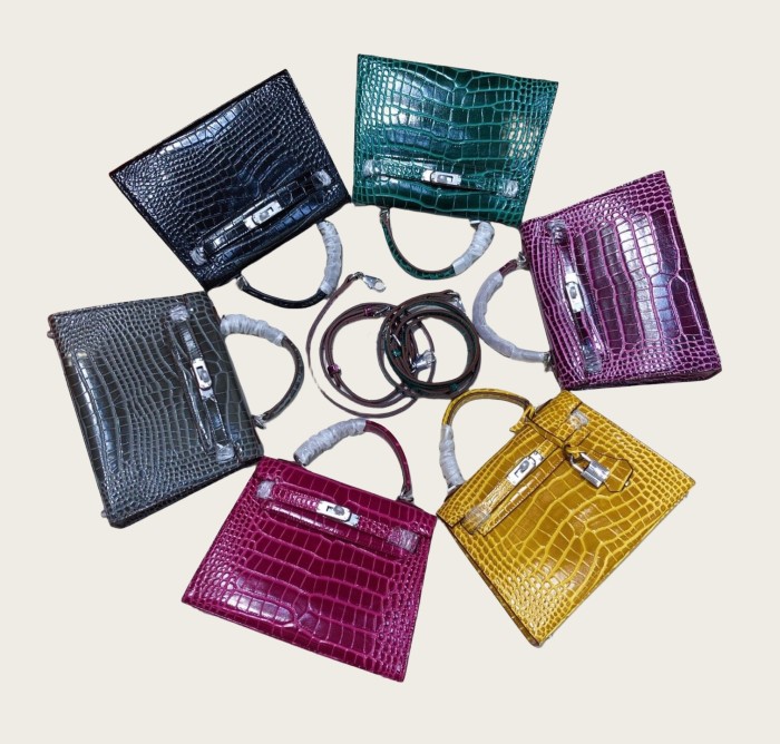 Croco Grain Tote Shoulder Bag 19cm 22cm